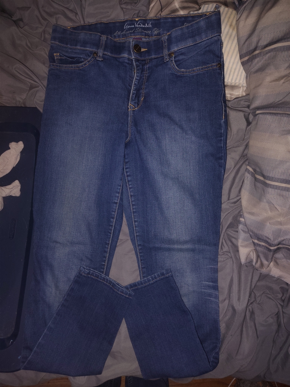 Gloria Vanderbilt Dark Blue Skinny Jeans